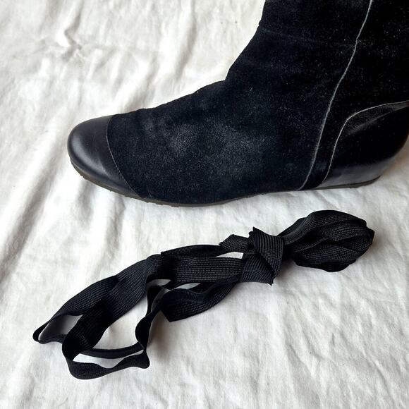 Peter Kent Women's Suede/Leather Flat Boots Black Size 38.5/US 8 Italy - Picture 9 of 10